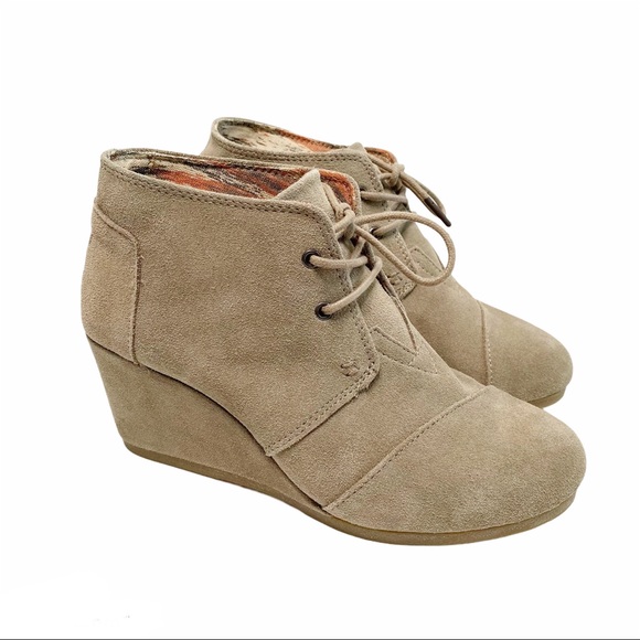 Toms Shoes - TOMS Desert wedge Ankle Booties tan Suede Size 7.5
